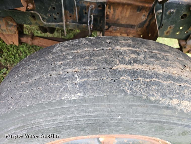 image for item EB8254 1980 Ford grain truck