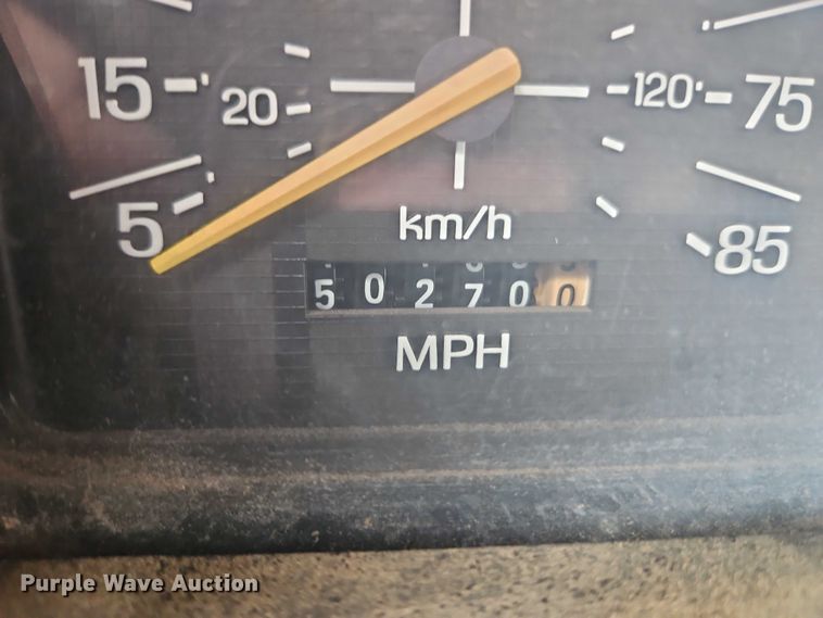 image for item EB8254 1980 Ford grain truck