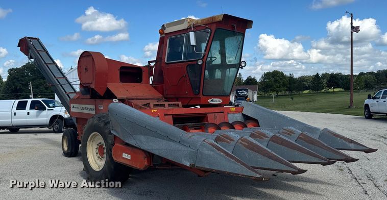 image for item ED1486 New Idea 708 forage harvester
