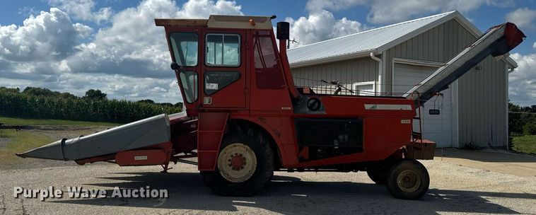 image for item ED1486 New Idea 708 forage harvester