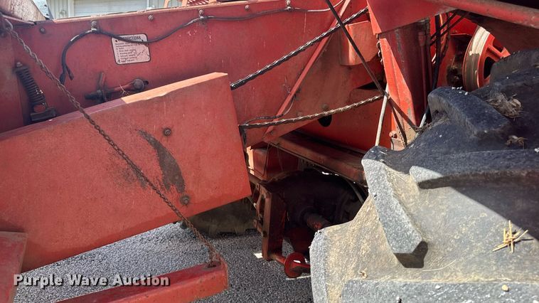 image for item ED1486 New Idea 708 forage harvester