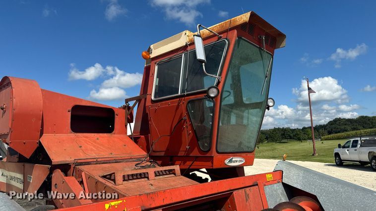 image for item ED1486 New Idea 708 forage harvester
