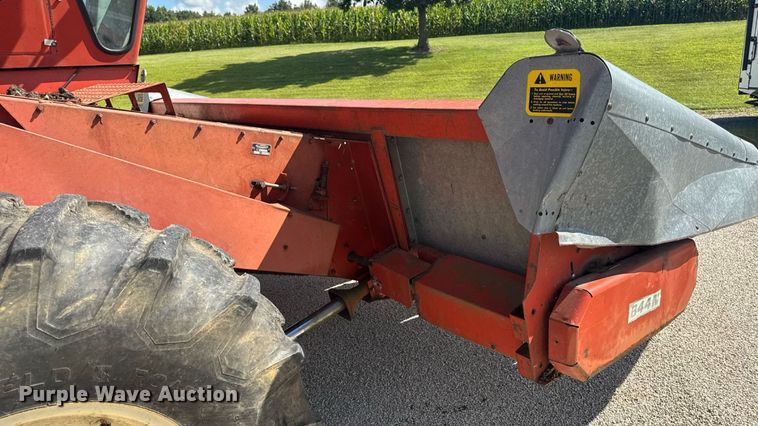 image for item ED1486 New Idea 708 forage harvester