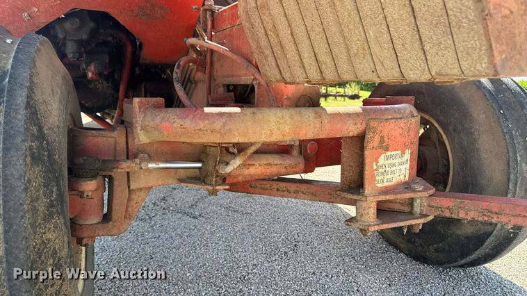 image for item ED1486 New Idea 708 forage harvester