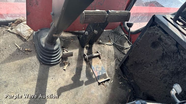 image for item ED1486 New Idea 708 forage harvester