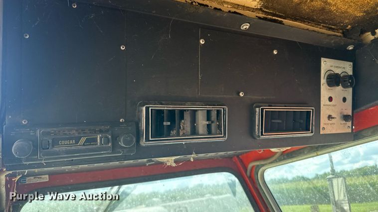 image for item ED1486 New Idea 708 forage harvester