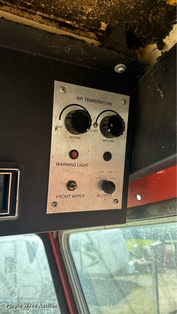 image for item ED1486 New Idea 708 forage harvester