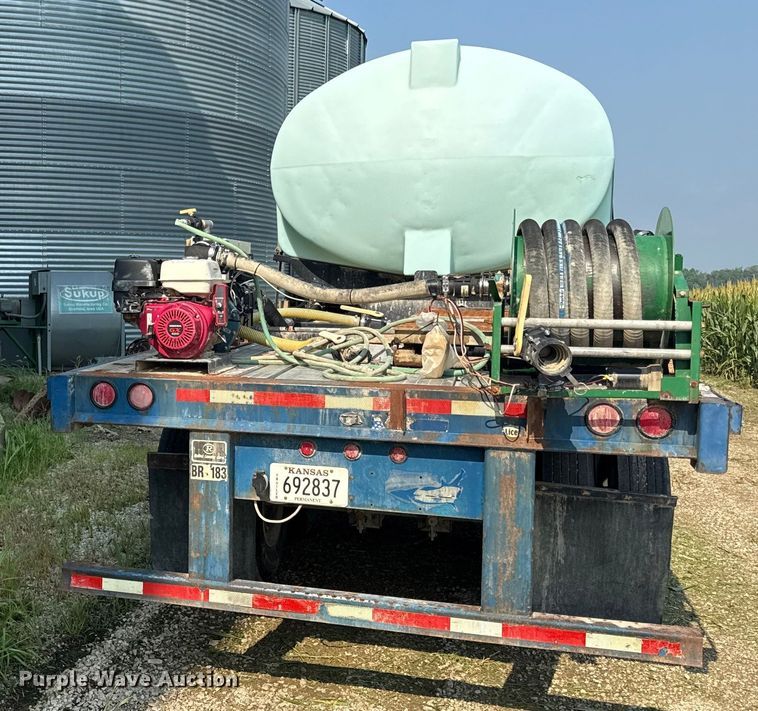 image for item ED4410 2000 TRAILERS flatbed trailer