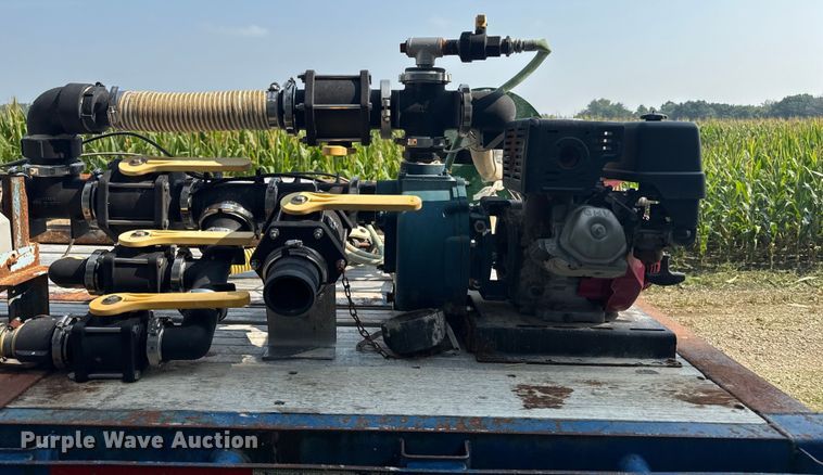 image for item ED4410 2000 TRAILERS flatbed trailer