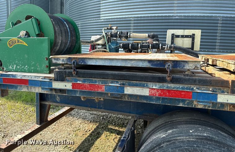 image for item ED4410 2000 TRAILERS flatbed trailer