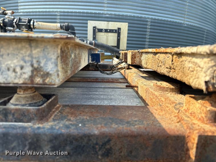 image for item ED4410 2000 TRAILERS flatbed trailer