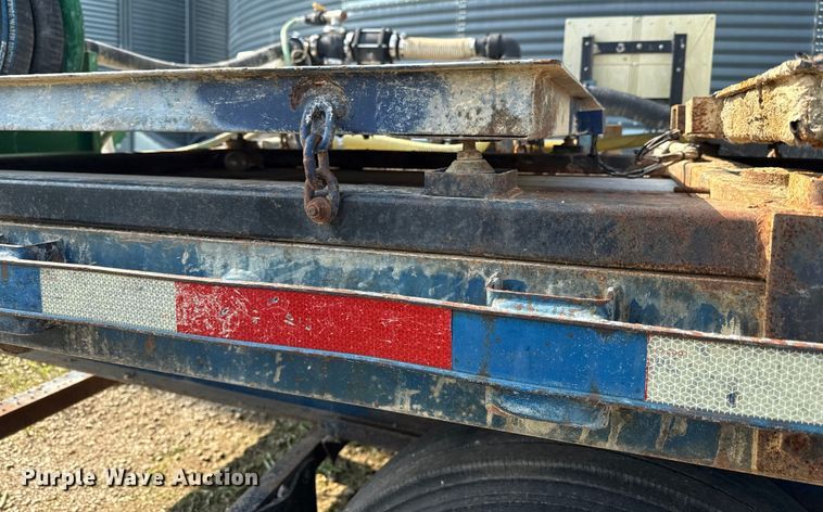 image for item ED4410 2000 TRAILERS flatbed trailer