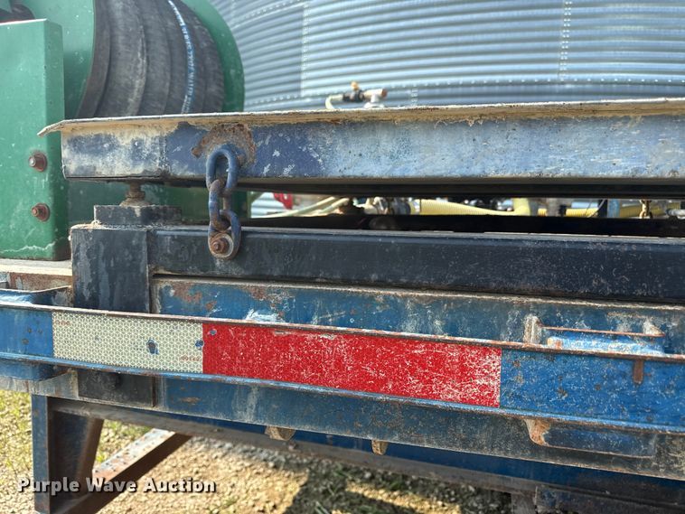 image for item ED4410 2000 TRAILERS flatbed trailer