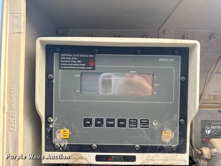 image for item ED4410 2000 TRAILERS flatbed trailer