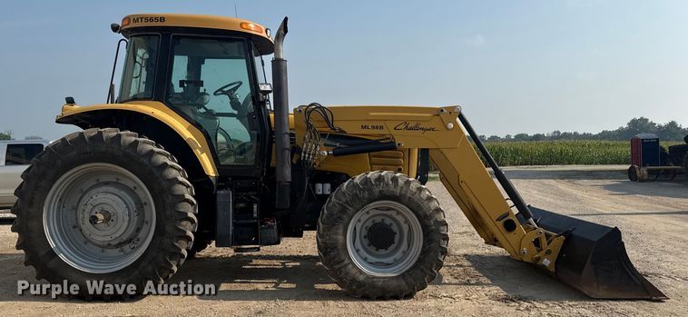 image for item ED4412 Challenger MT565B MFWD tractor