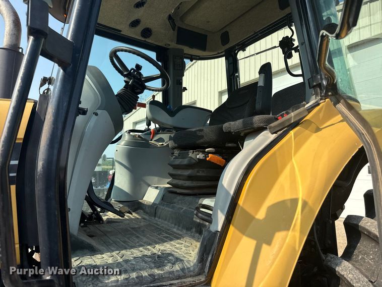 image for item ED4412 Challenger MT565B MFWD tractor