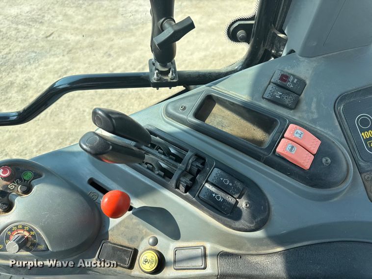 image for item ED4412 Challenger MT565B MFWD tractor