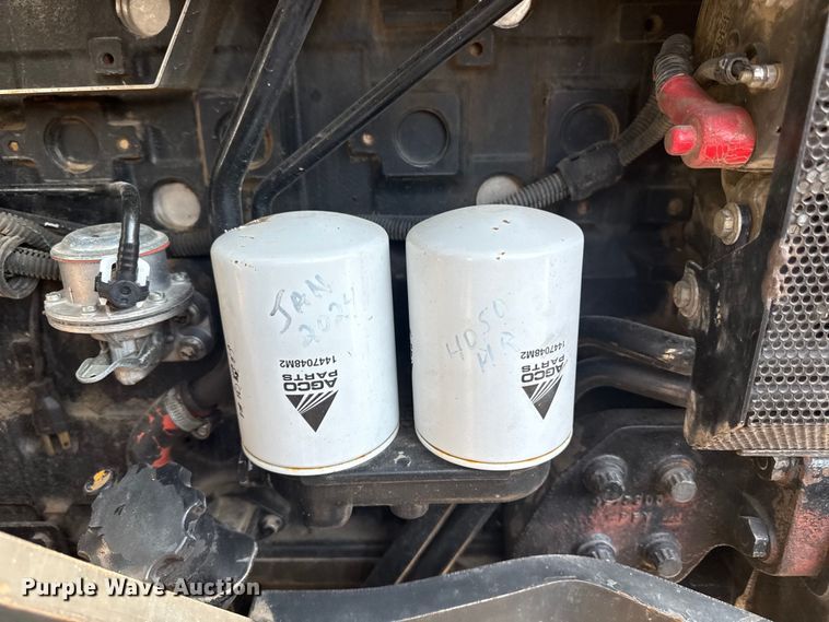 image for item ED4412 Challenger MT565B MFWD tractor