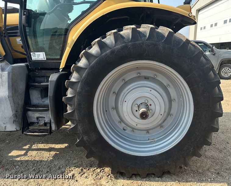 image for item ED4412 Challenger MT565B MFWD tractor