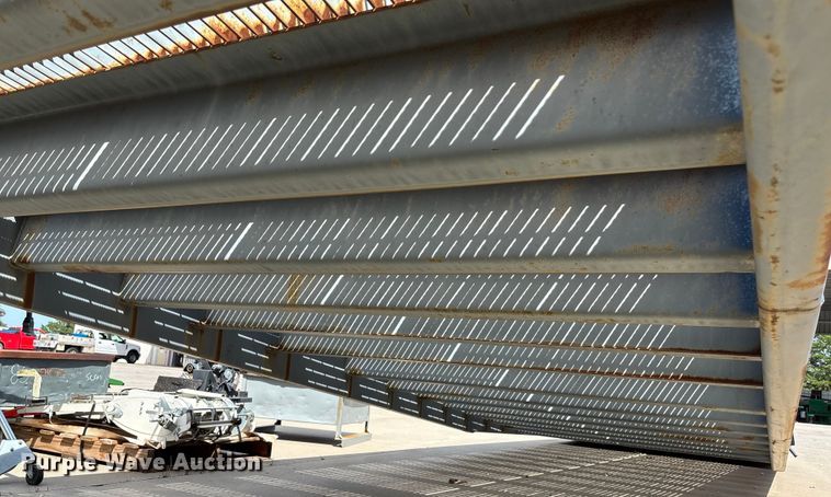 image for item EE3950 Loading dock