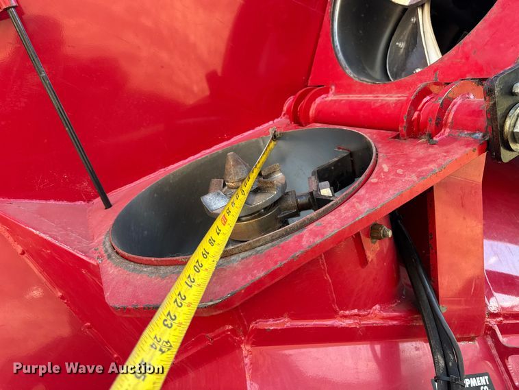 image for item EF2161 Demco 1050 grain cart