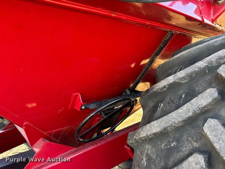 image for item EF2161 Demco 1050 grain cart