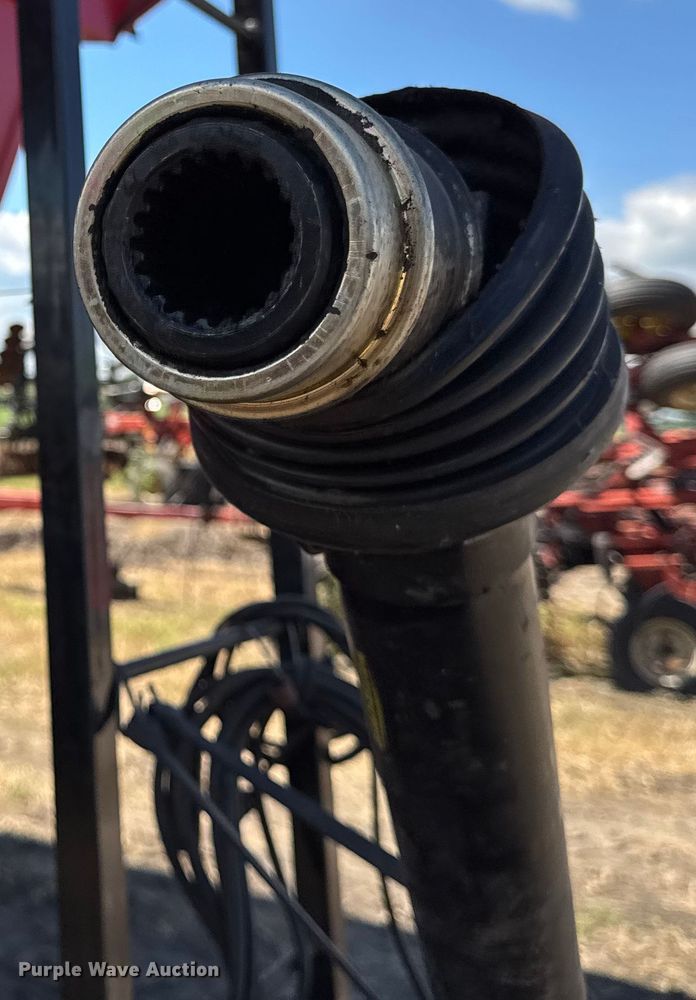 image for item EF2161 Demco 1050 grain cart