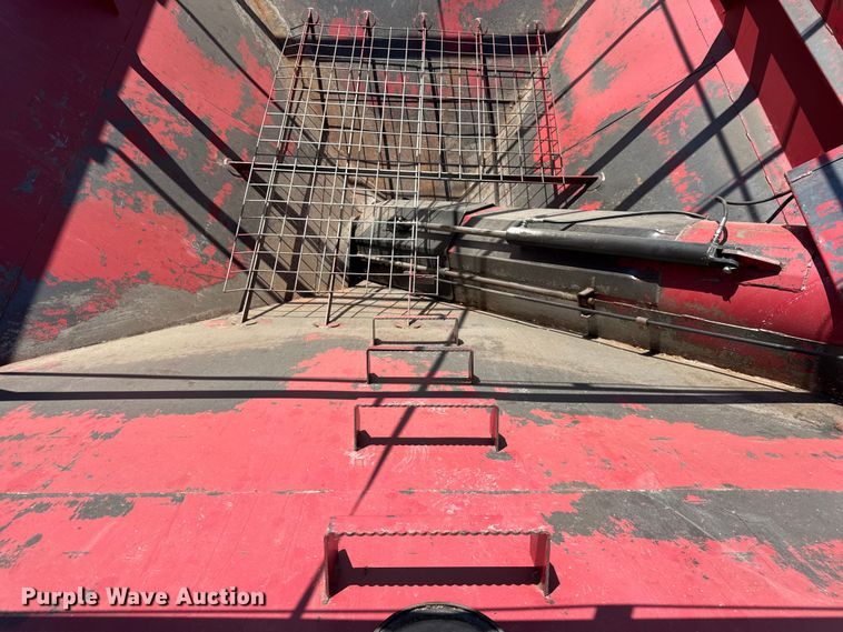 image for item EF2161 Demco 1050 grain cart