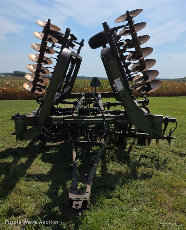 image for item EF3686 John Deere  235 double off-set disk