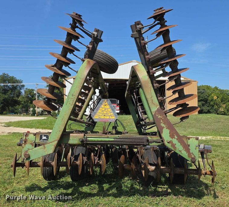 image for item EF3686 John Deere  235 double off-set disk