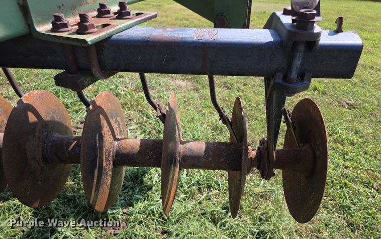 image for item EF3686 John Deere  235 double off-set disk