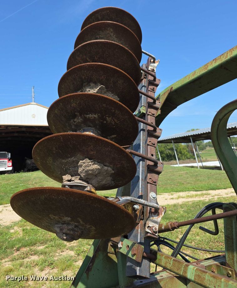 image for item EF3686 John Deere  235 double off-set disk