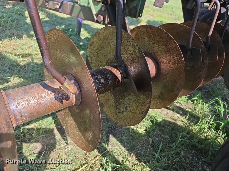 image for item EF3686 John Deere  235 double off-set disk