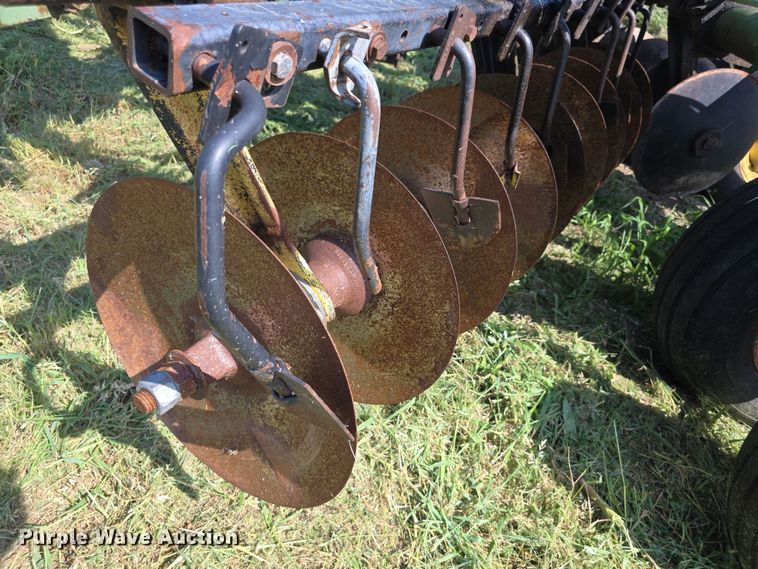 image for item EF3686 John Deere  235 double off-set disk