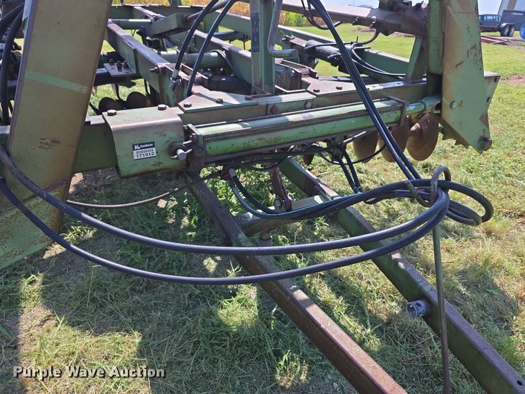 image for item EF3686 John Deere  235 double off-set disk