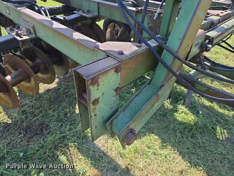 image for item EF3686 John Deere  235 double off-set disk