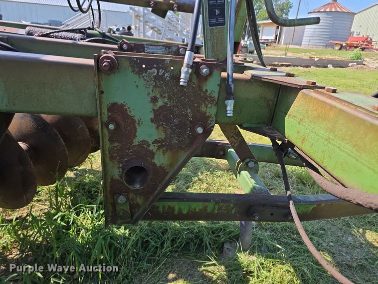 image for item EF3686 John Deere  235 double off-set disk