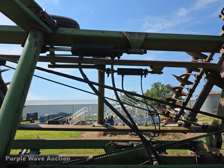 image for item EF3686 John Deere  235 double off-set disk