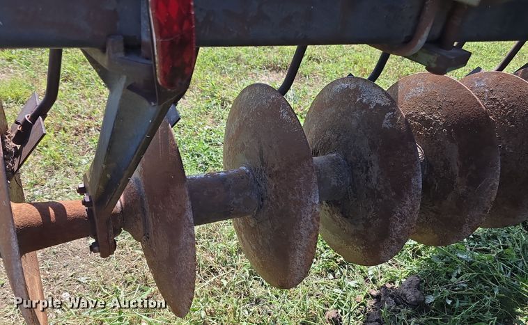 image for item EF3686 John Deere  235 double off-set disk