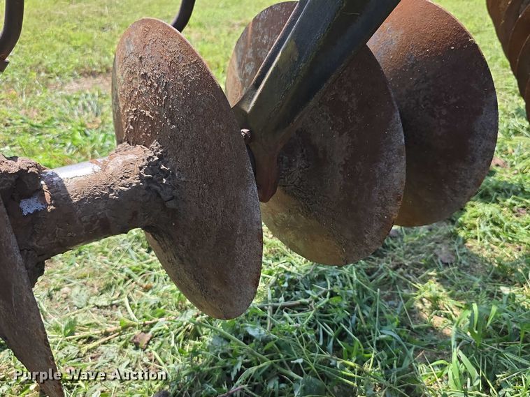 image for item EF3686 John Deere  235 double off-set disk