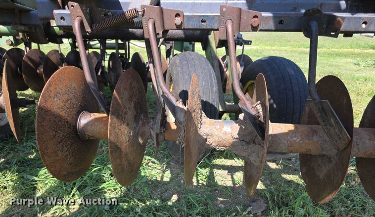 image for item EF3686 John Deere  235 double off-set disk