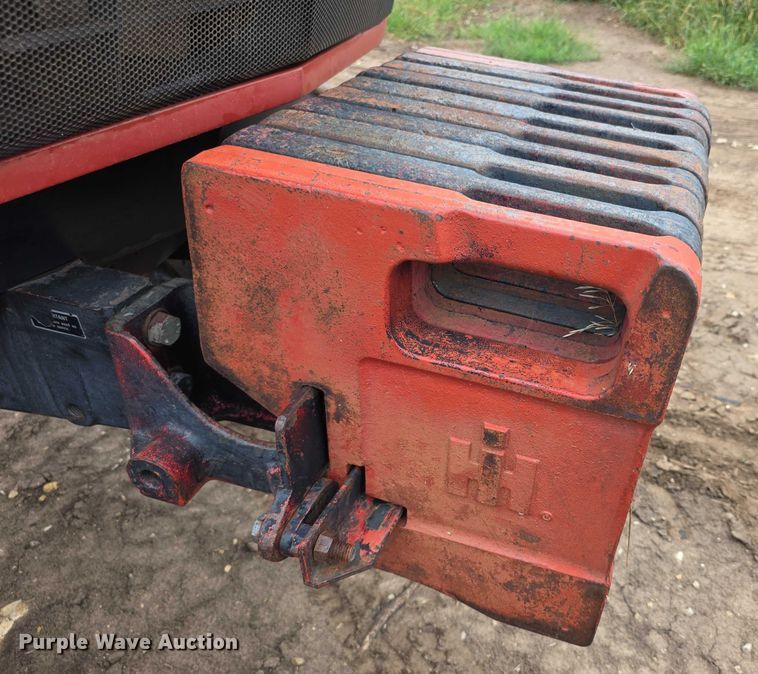 image for item EF3688 1982 International 5288 tractor