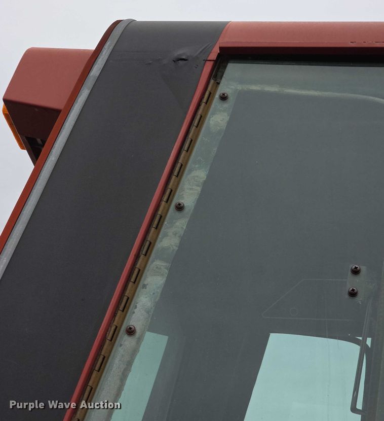 image for item EF3688 1982 International 5288 tractor