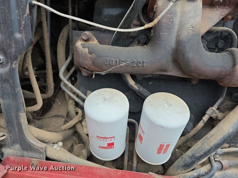 image for item EF3688 1982 International 5288 tractor