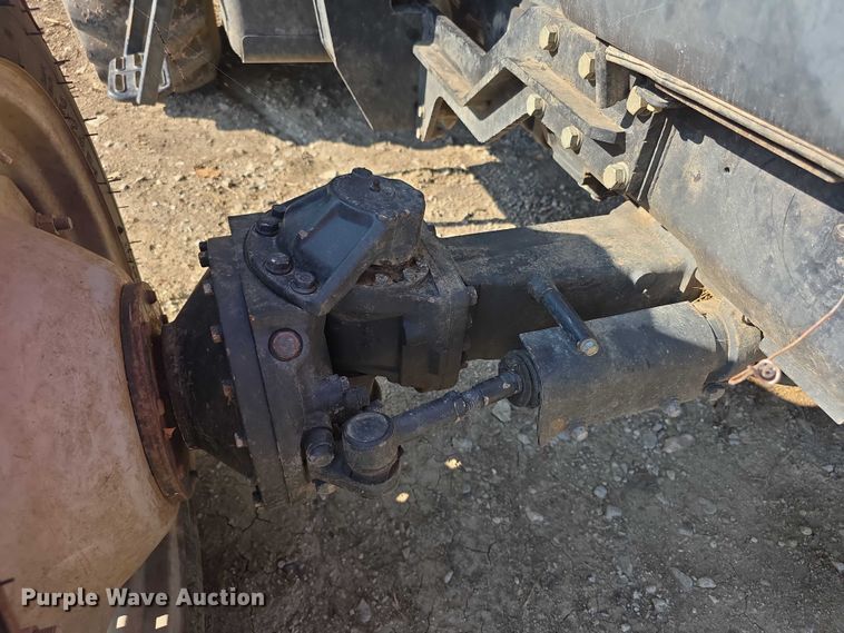 image for item EF3746 McCormick X10.75M MFWD tractor