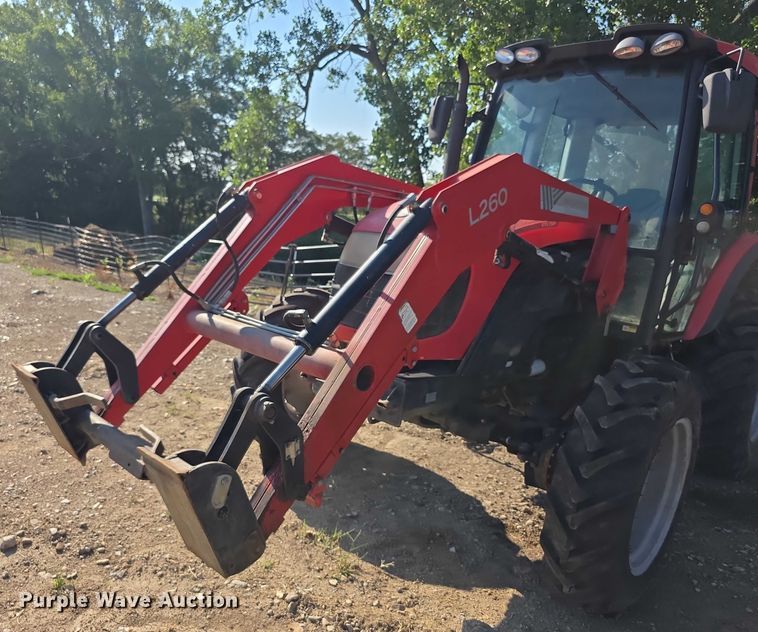 image for item EF3746 McCormick X10.75M MFWD tractor