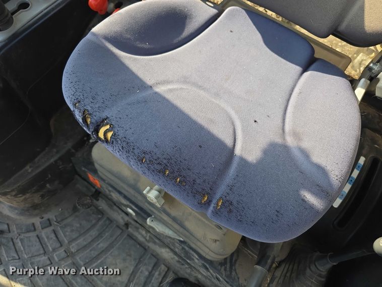 image for item EF3746 McCormick X10.75M MFWD tractor