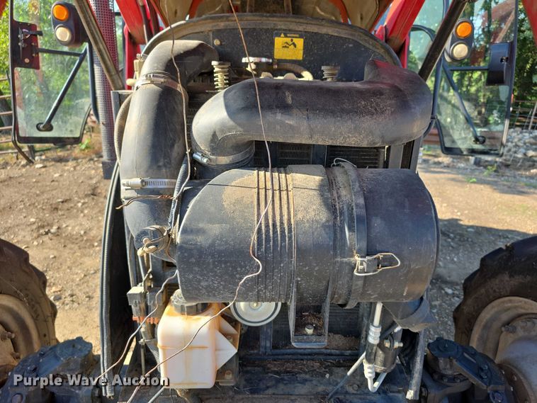 image for item EF3746 McCormick X10.75M MFWD tractor