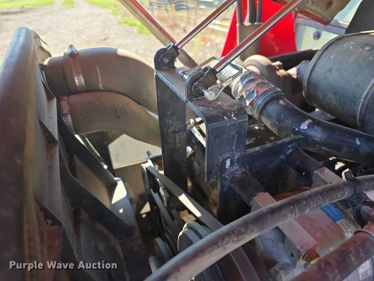 image for item EF3746 McCormick X10.75M MFWD tractor