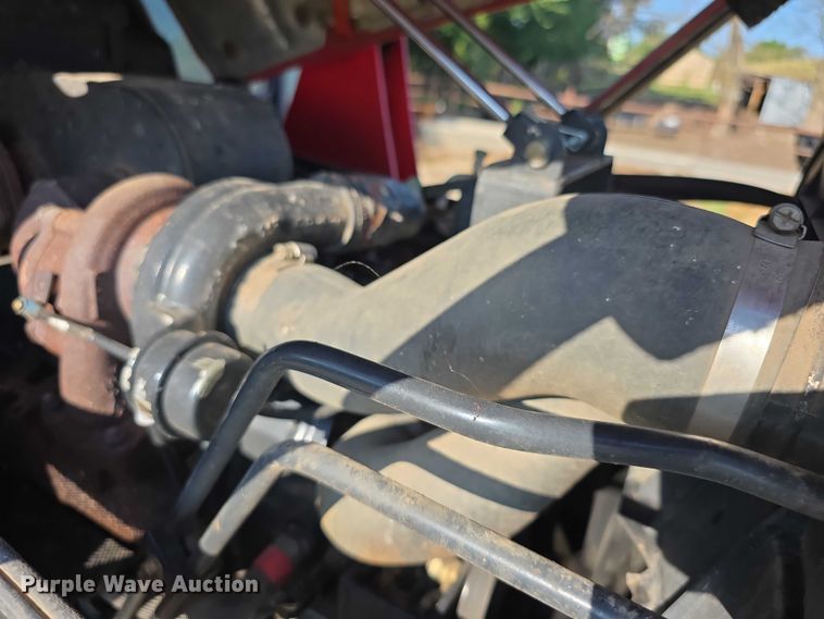 image for item EF3746 McCormick X10.75M MFWD tractor